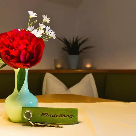 Gaestehaus Eberhart アパート バート・ヒンデラング